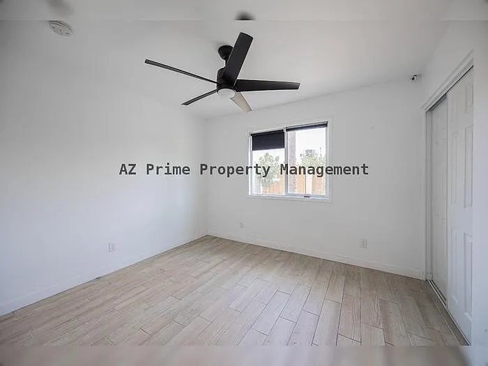 2519 W Vineyard Rd — Photo 17