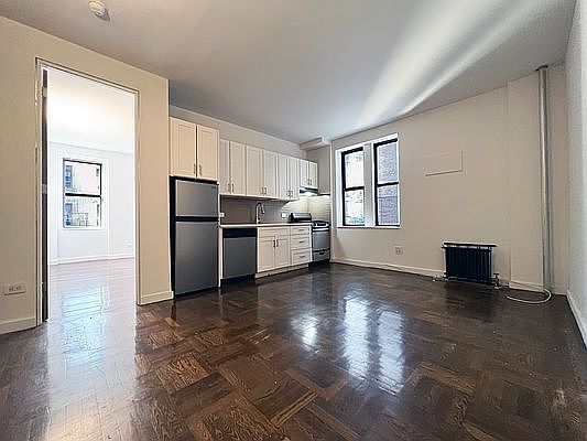 2nd image of 580 Saint Nicholas Ave #22G