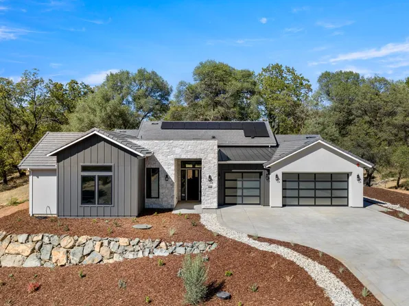 23222 Darkhorse Dr, Auburn, CA 95602