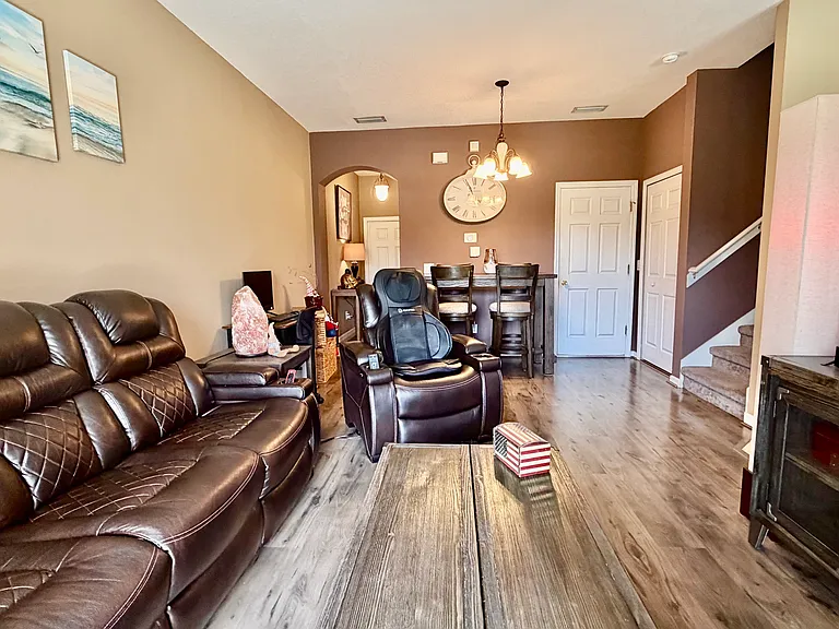 Open floorplan living space - 1720 RETREAT VIEW CIR.