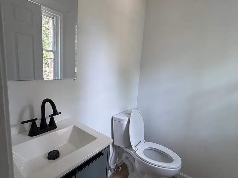 805 Mohawk Ave — Photo 16