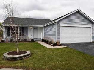 309 Hopi Ct, Carol Stream, IL 60188