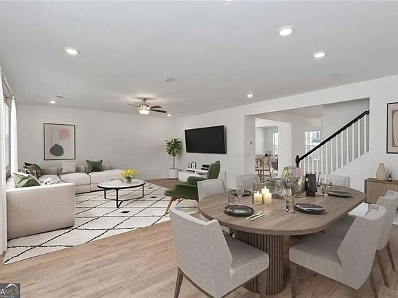 4th image of 2219 Derrick Dr