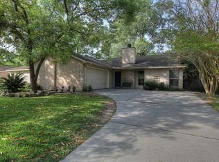 4058 Sherwood St E, Kingwood, TX 77339