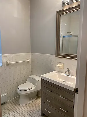 Rented by KW Commercial | media 23