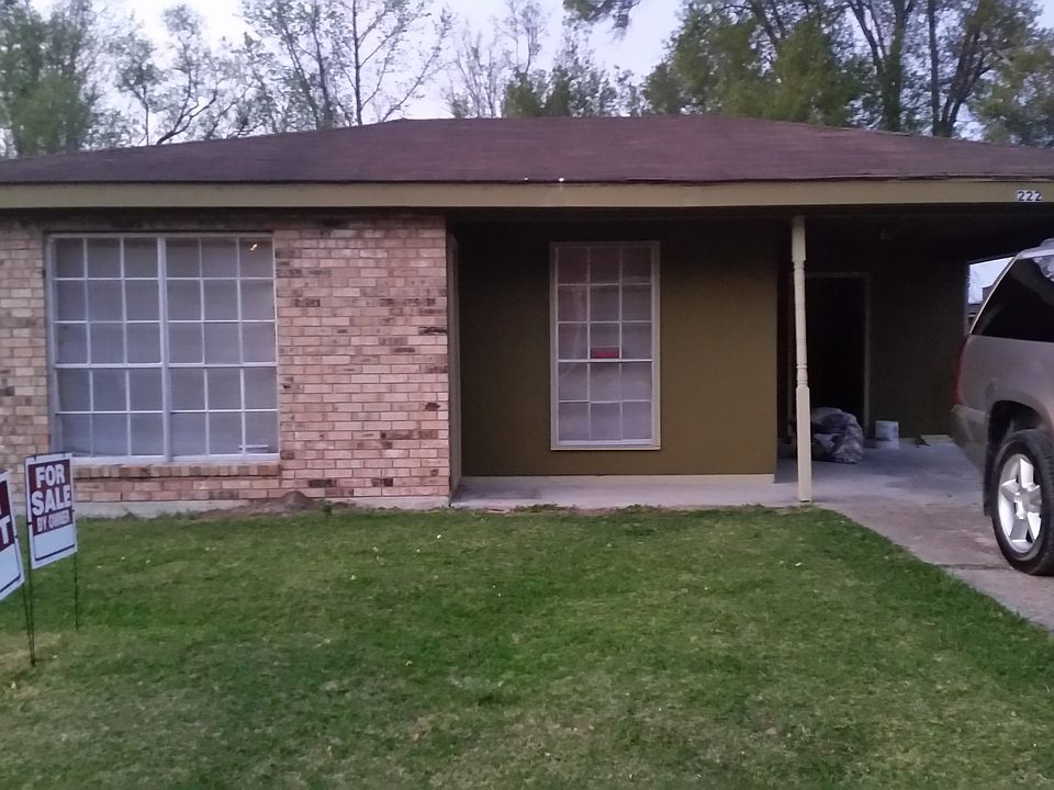 1st image of 222 Crozier Dr