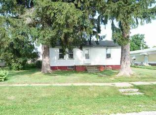 210 Burlington Ave, Saint David, IL 61563