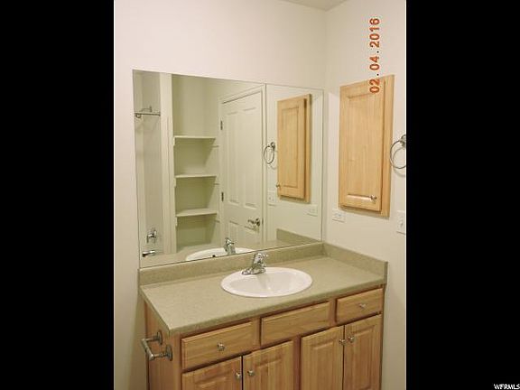 4th image of 444 N Hodges Ln #11