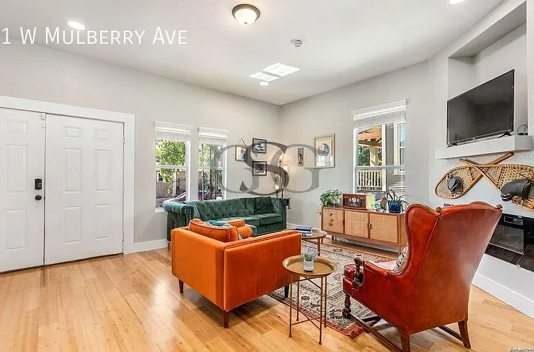 801 W Mulberry Ave — Photo 4