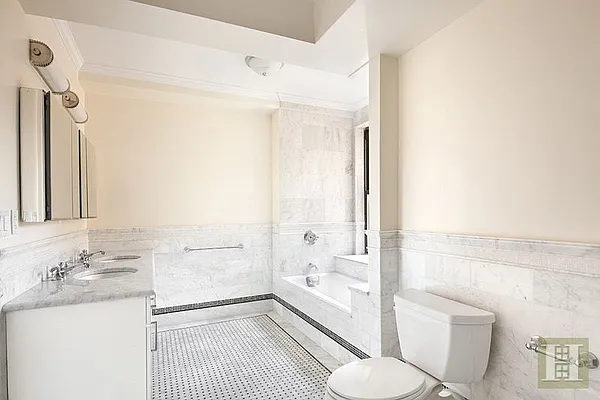 Rented by Halstead Real Estate | media 42