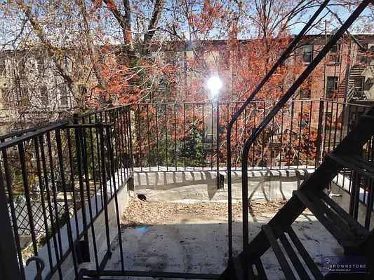 Rented by Brownstone Real Estate | media 25