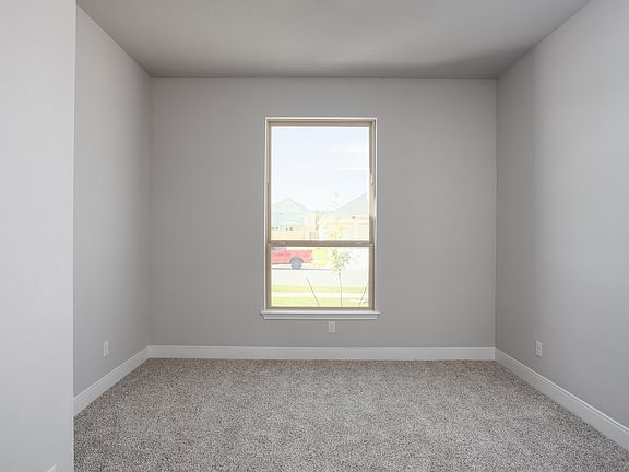 3rd image of 164 Woodbridge Dr #Anfyef