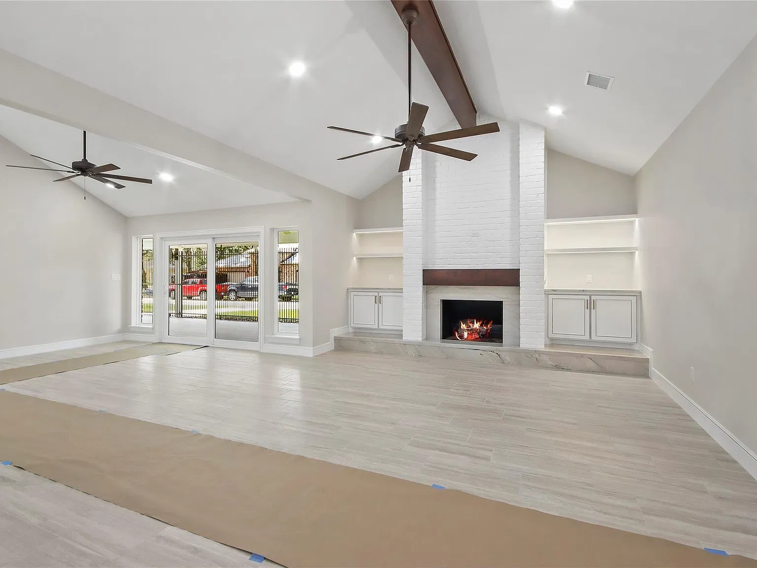 3 bed, 2.0 bath, 2515 sqft, $2,500 — Photo 4