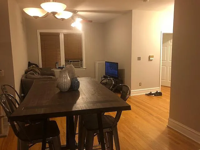 1319 W Addison St #1B — Photo 8