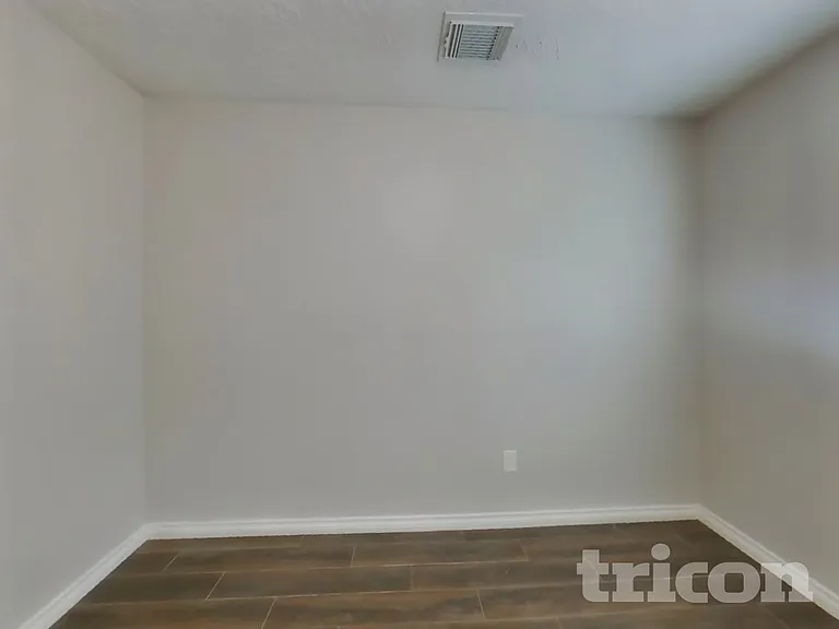 15614 Fox Springs Dr — Photo 14