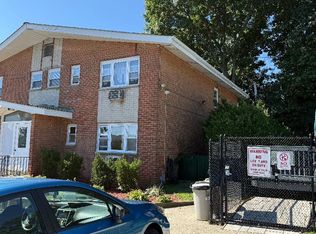675 Pelham Rd #D-14, New Rochelle, NY 10805