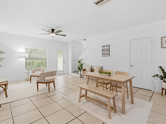 4th image of 4652 CHATTERTON WAY