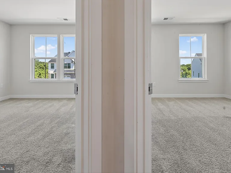 8005 Milltown Cir — Photo 32