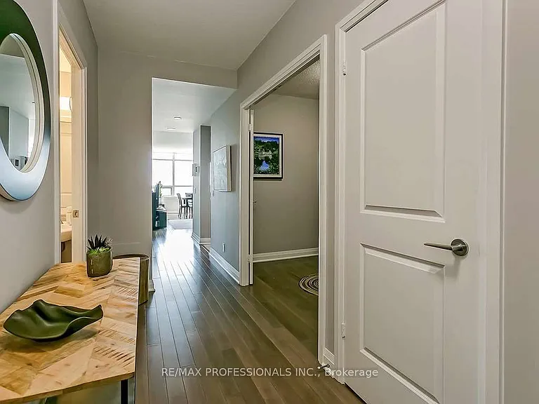 1055 Southdown Rd #1311 — Photo 25