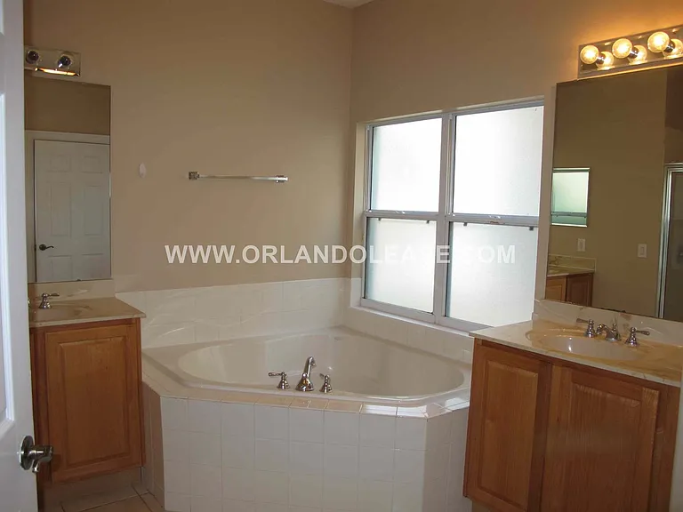 6828 Lucca St — Photo 12