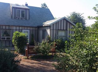 4922 Summers Ln, Klamath Falls, OR 97603