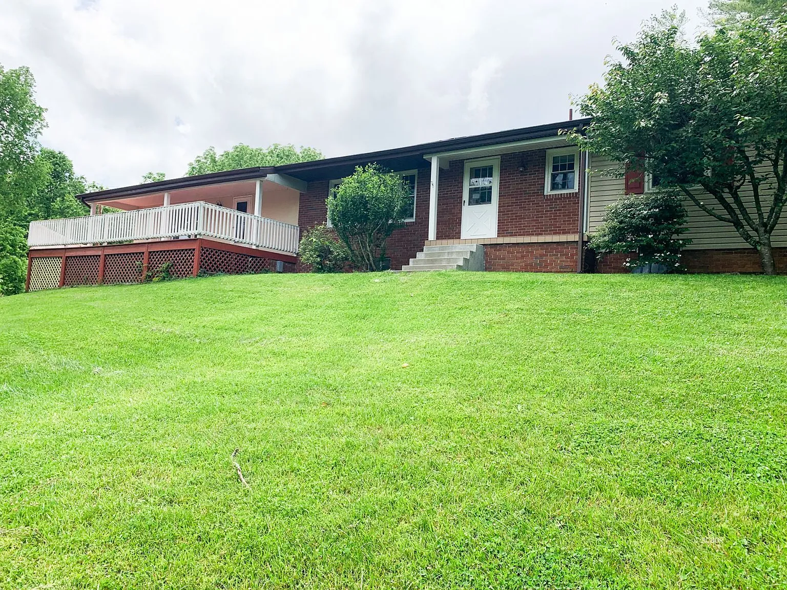 17 Virginia Ln photo 1