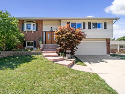 1320 S Main St, Lombard, IL, 60148