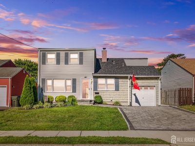 15 McKinley Ave, Colonia, NJ, 07067