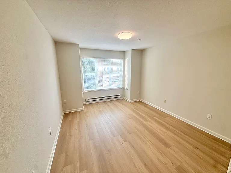 405 12th Ave #201 — Photo 20