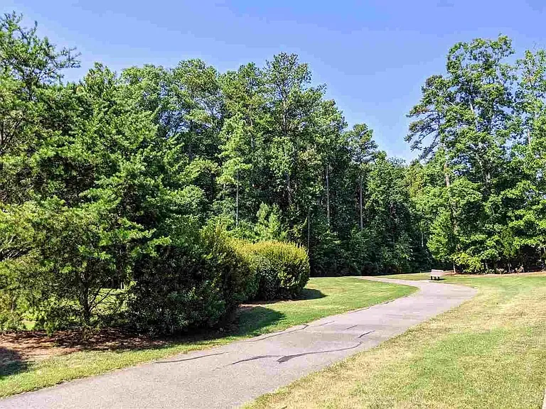 216 Skyros Loop — Photo 19