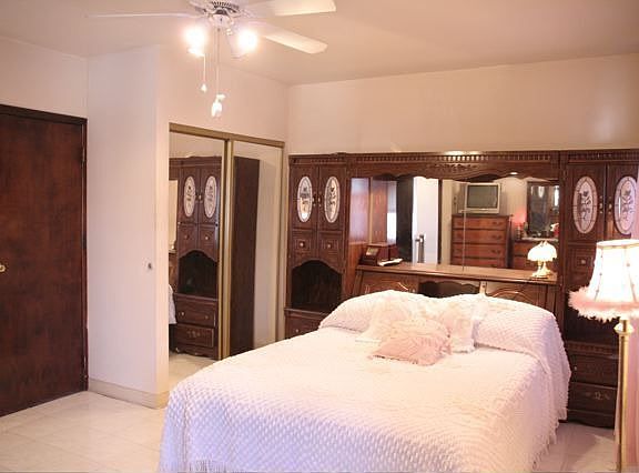 bedroom #1