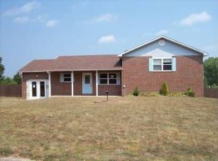 200 Douglas, West Plains, MO 65548