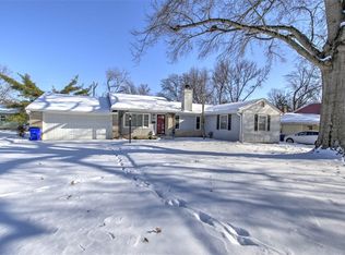 126 S Delmar Ave, Decatur, IL 62522