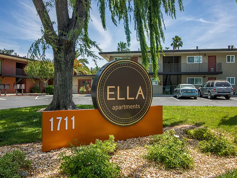 Ella 1711 — Photo 6