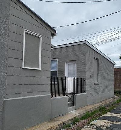 4th image of 914 Spring St