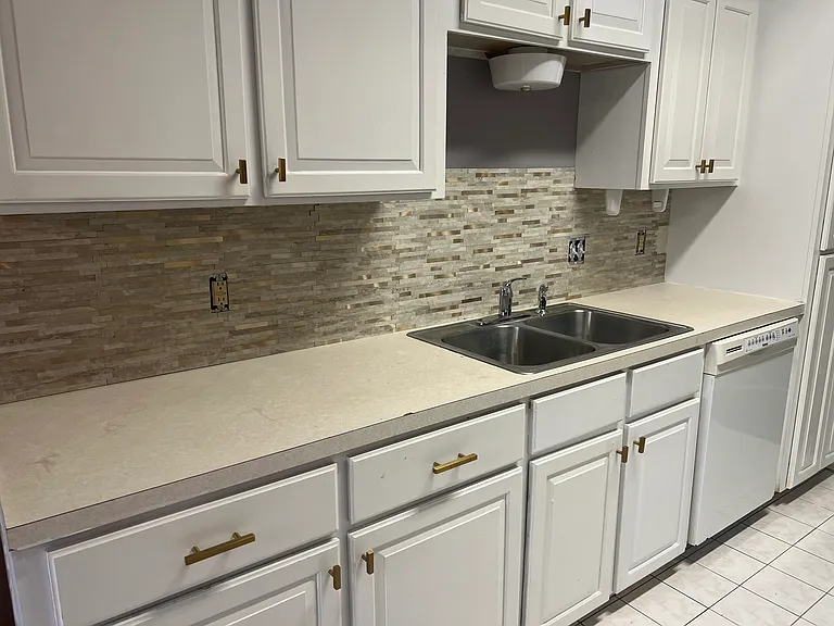 4801 Whispering Pines Loop — Photo 7
