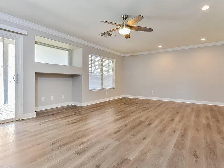9854 Silver Chaps Ct — Photo 6