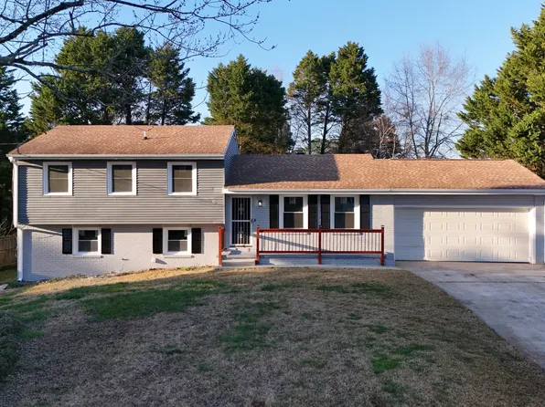 2756 Kathie Ln, Ellenwood, GA 30294