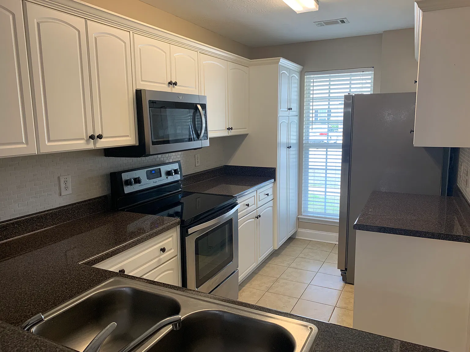 2 bed, 1118 sqft, $1,400 — Photo 3