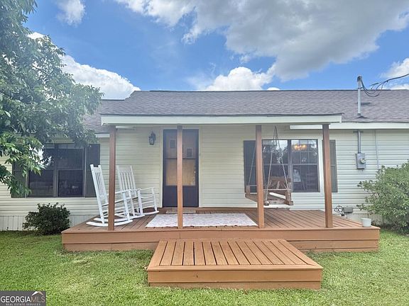3rd image of 3439 E River Rd