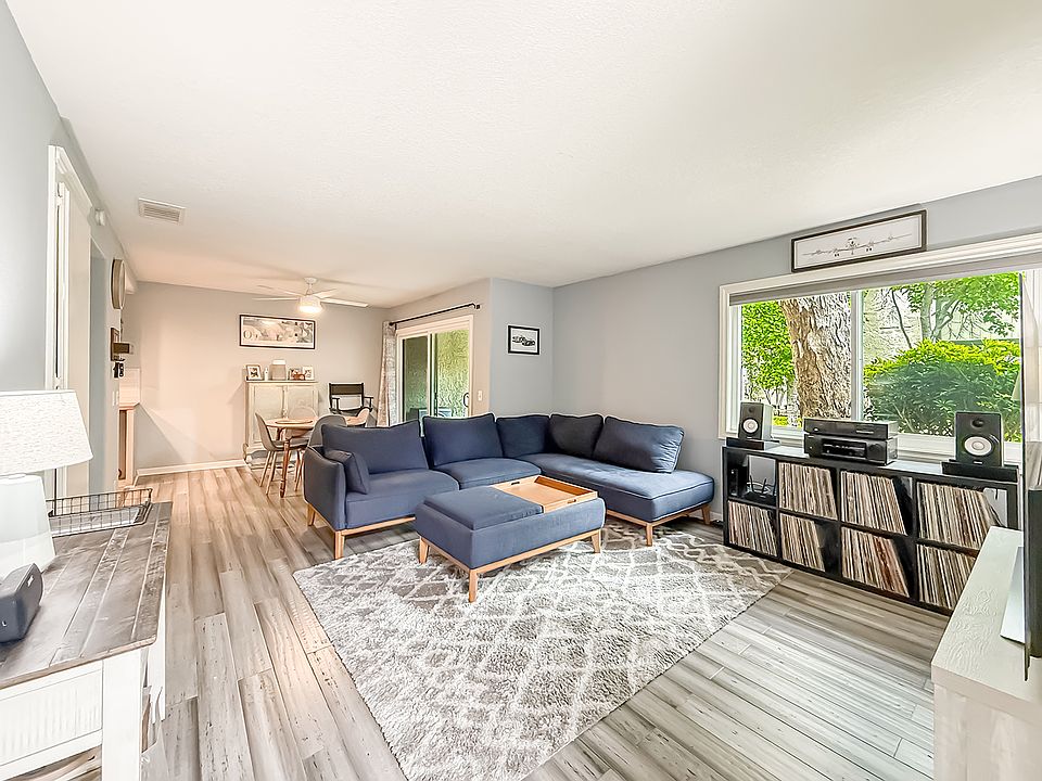 1st image of 1346 E Hillcrest Dr Unit 44