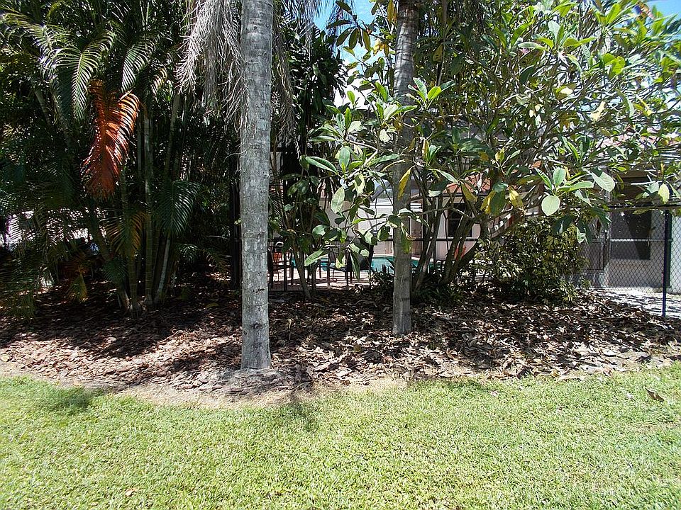 2nd image of 2013 Racimo Dr