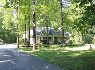 948 Hightower Trl, Oxford, GA 30054