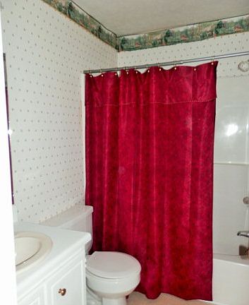 4th image of 42 Ashton Pointe Dr
