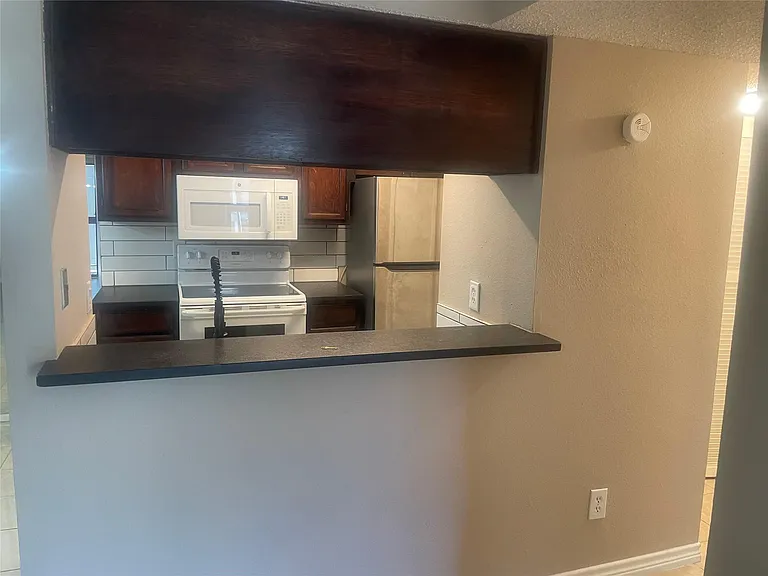 17331 Red Oak Dr #48 — Photo 10