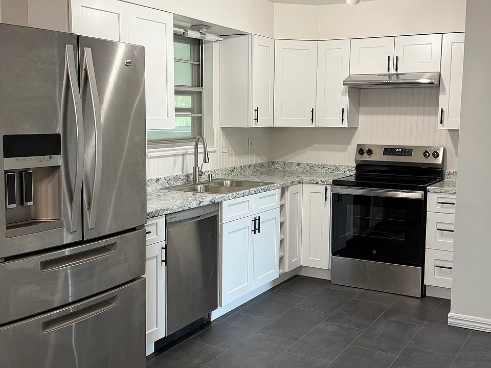 12424 E 13th Pl