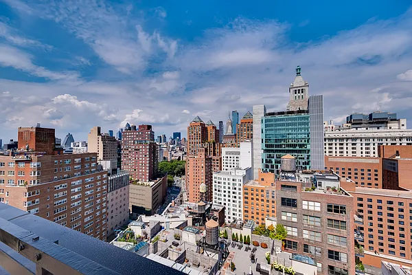 Sold by Carini Group | media 27