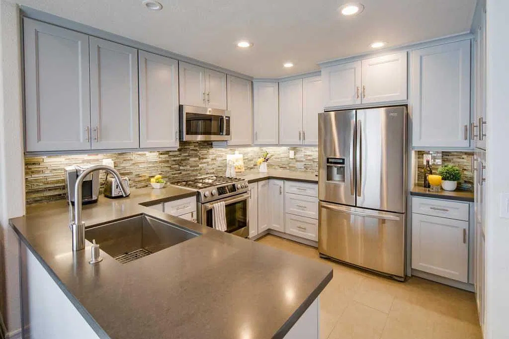 3 bed, 2.5 bath, 1710 sqft, $4,650 — Photo 2