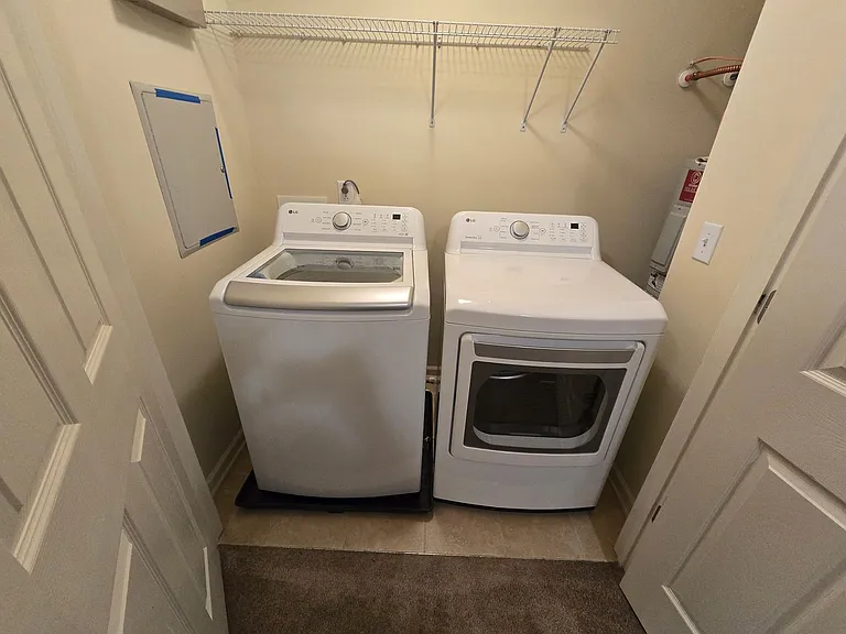 2121 Cason Ln — Photo 11