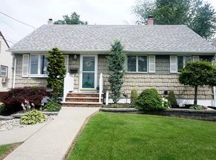 24 Universal Ave, Iselin, NJ 08830